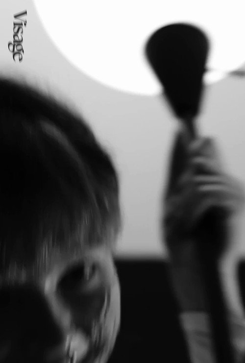Visage poster
