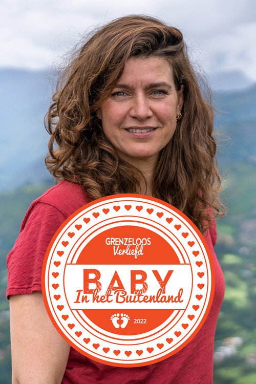 Grenzeloos Verliefd: baby in het buitenland poster